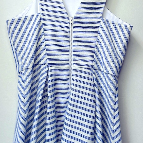 BCBGeneration Royal Blue & Cream textured stripe dress - Picture 4 of 5